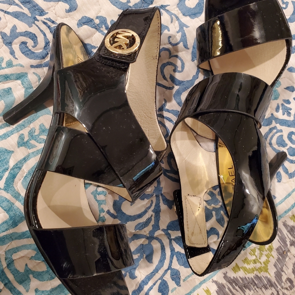 Sandals - Picture 3 of 6